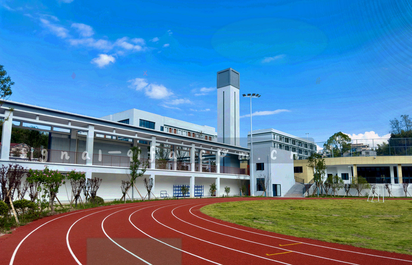 桌面端对照表局部，左列为版本号，右列为订阅进入路径标注，行间以细线分隔